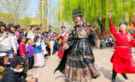 有這樣的NPC，游客晚上做夢都在景區(qū)耍！