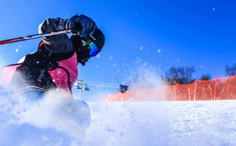 全國(guó)政協(xié)委員楊安娣：乘冬奧之東風(fēng)，開(kāi)啟全面建設(shè)冰雪強(qiáng)國(guó)新征程