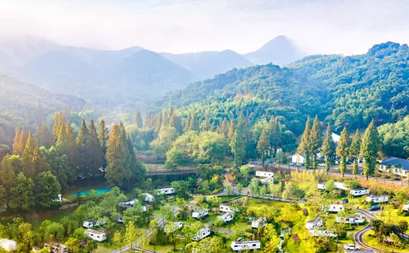 如何打造數(shù)字鄉(xiāng)村，引領(lǐng)鄉(xiāng)村旅游的發(fā)展？