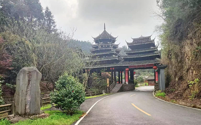 懷化芋頭古侗寨采用易景通提供的景區(qū)票務(wù)系統(tǒng)管理方案