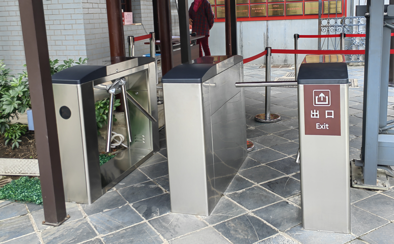 景區(qū)票務(wù)系統(tǒng)如何處理特殊人群票務(wù)？